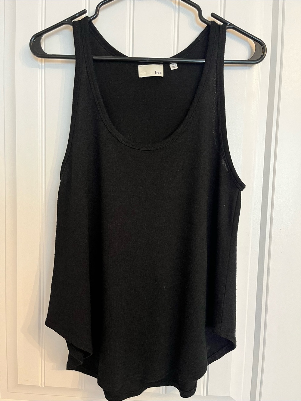 Wilfred Free Black Scoop Neck Tank Top - Medium